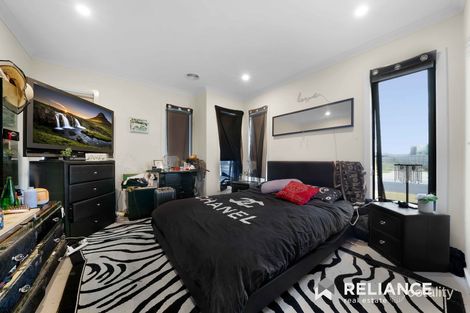 Property photo of 1 Boxer Drive Wyndham Vale VIC 3024