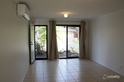 Property photo of 2/4 Melanie Place Labrador QLD 4215