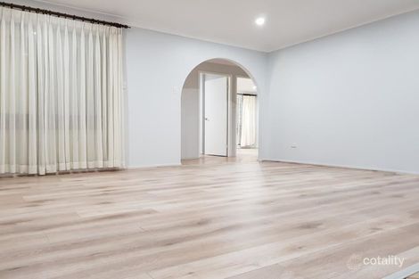 Property photo of 10 Alabaster Place Eagle Vale NSW 2558