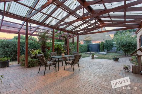 Property photo of 2 Stirrup Court Pakenham VIC 3810