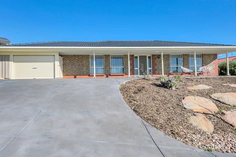 Property photo of 8 Sunset Court O'Sullivan Beach SA 5166