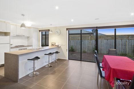 Property photo of 23 Crystall Place Armstrong Creek VIC 3217