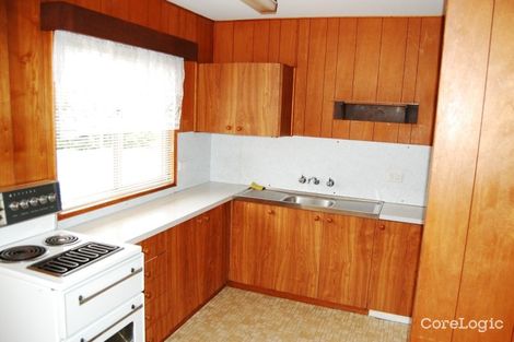 Property photo of 68 Campbell Parade Mannering Park NSW 2259