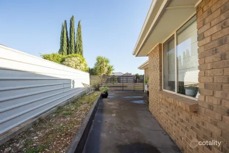 Property photo of 12 Cunningham Boulevard Risdon Park South SA 5540