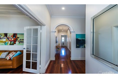 Property photo of 20 Anzac Road Mount Hawthorn WA 6016