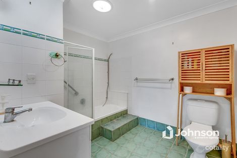 Property photo of 13 Creek Road Birkdale QLD 4159