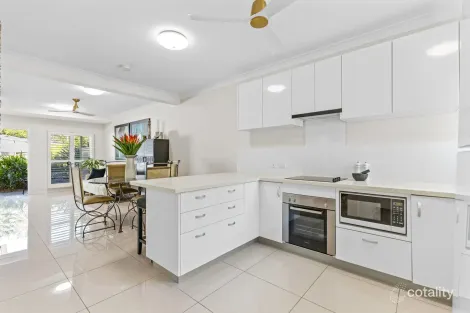 Property photo of 9/35-41 Upolu Esplanade Clifton Beach QLD 4879