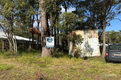 24 Pia St, Russell Island, QLD 4184