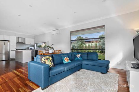 Property photo of 1/439 Warrigal Road Burwood VIC 3125