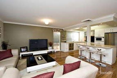 Property photo of 29 Lakefront Circle The Vines WA 6069