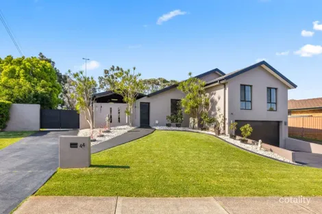 Property photo of 44 Barnes Crescent Menai NSW 2234