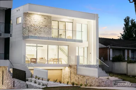 Property photo of 40 Outlook Drive Figtree NSW 2525