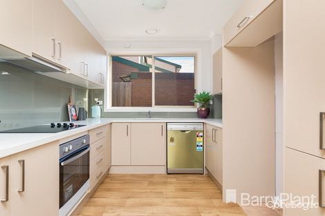 Property photo of 37 Oakwood Drive Keysborough VIC 3173