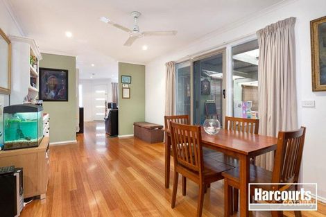 Property photo of 34 Baringa Park Drive Narre Warren South VIC 3805