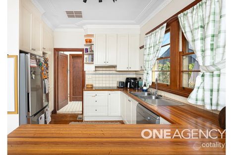 Property photo of 30 Trevor Street Turvey Park NSW 2650