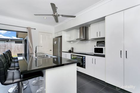 Property photo of 1 Tarantino Crescent White Rock QLD 4868