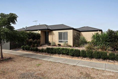 5 Condamine Ave, Manor Lakes, VIC 3024