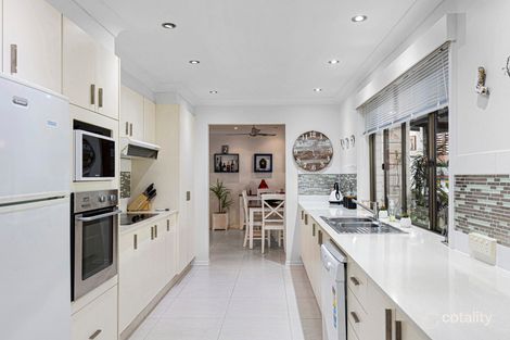 Property photo of 2 Queenscliff Crescent Robina QLD 4226