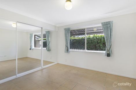 Property photo of 2/17 Ronald Street Wynnum QLD 4178