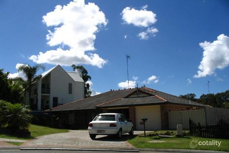 6 Whitehead Ct, Lakelands, NSW 2282