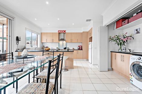 Property photo of 18 Appletree Grove Cairnlea VIC 3023