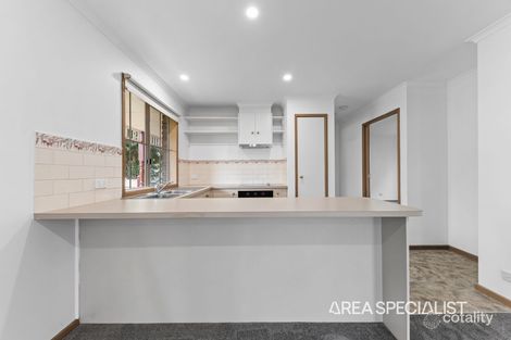 Property photo of 4 Magdalena Place Berwick VIC 3806
