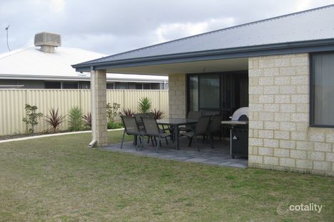 Property photo of 14 Bingarra Crescent Tapping WA 6065
