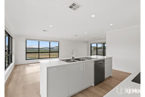 Property photo of 48 Birchfield Drive Bungendore NSW 2621