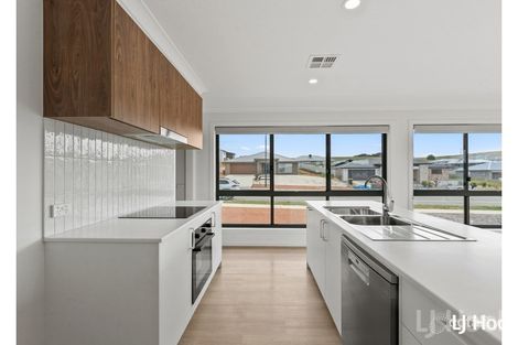 Property photo of 48 Birchfield Drive Bungendore NSW 2621