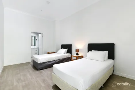Property photo of 2/3422 Surfers Paradise Boulevard Surfers Paradise QLD 4217