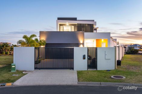 Property photo of 53 Harbourvue Court Helensvale QLD 4212