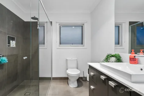 Property photo of 4 Eman Terrace Hastings VIC 3915