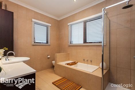 Property photo of 14 Greenfinch Court Williams Landing VIC 3027