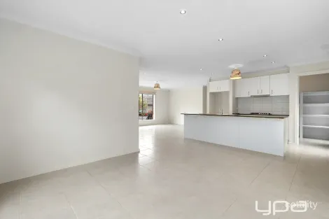 Property photo of 37 Mimulus Road Maddingley VIC 3340