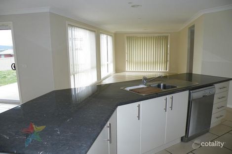 Property photo of 8 Joubert Drive Llanarth NSW 2795