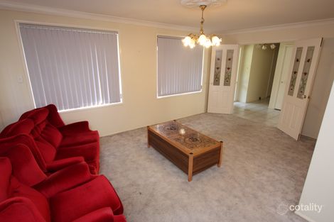 Property photo of 35 Manooka Road Point Clare NSW 2250