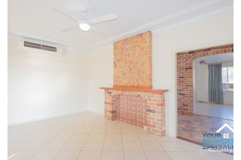 Property photo of 31 Clarence Street Macquarie Fields NSW 2564