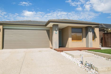 41 Chantenay Pde, Cranbourne North, VIC 3977