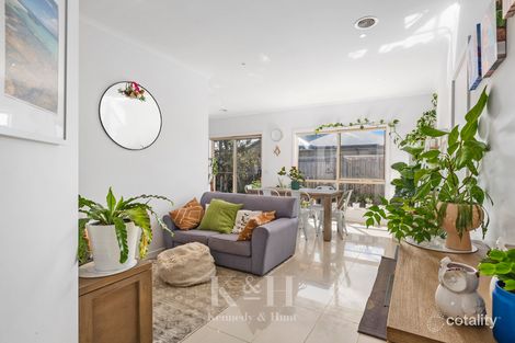 Property photo of 4/14-16 Rodney Street Gisborne VIC 3437