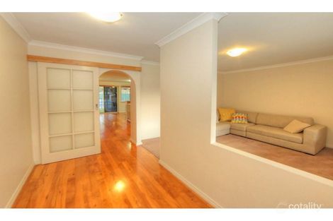 Property photo of 18 Weir Crescent Beckenham WA 6107