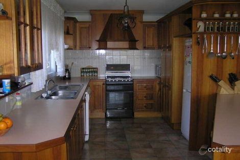 Property photo of 76 Shanahan Parade Newborough VIC 3825