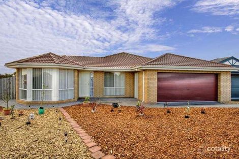 20 Postregna Way, Skye, VIC 3977