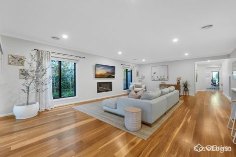 Property photo of 23 Thoroughbred Drive Clyde North VIC 3978