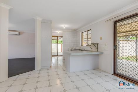 Property photo of 4 Bandicoot Place Brookdale WA 6112