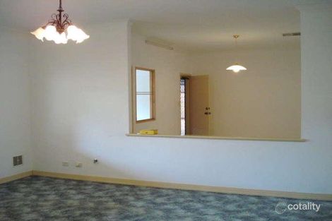 Property photo of 31 Mirreen Court Karawara WA 6152