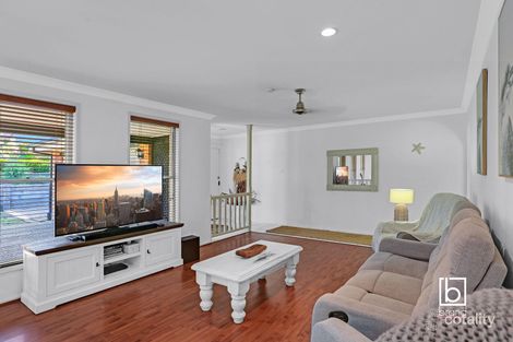 Property photo of 77 Northumberland Way Tumbi Umbi NSW 2261