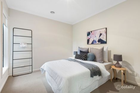 Property photo of 45 Twain Way Fraser Rise VIC 3336