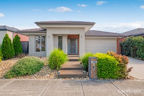 Property photo of 8 Lusitano Way Clyde North VIC 3978