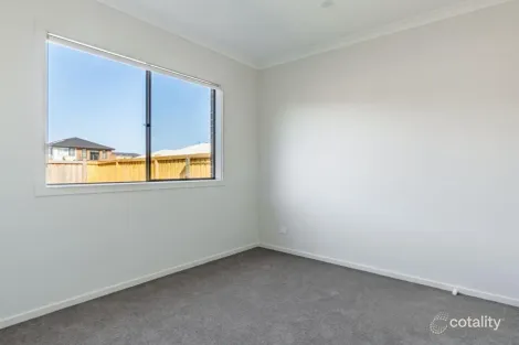 Property photo of 8 Shallow Road Weir Views VIC 3338