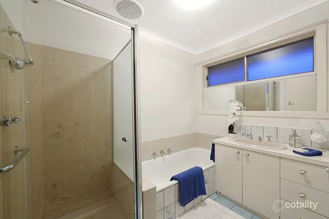 18 Janden Cl, Knoxfield, VIC 3180